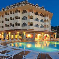 Fortuna Beach Hotel