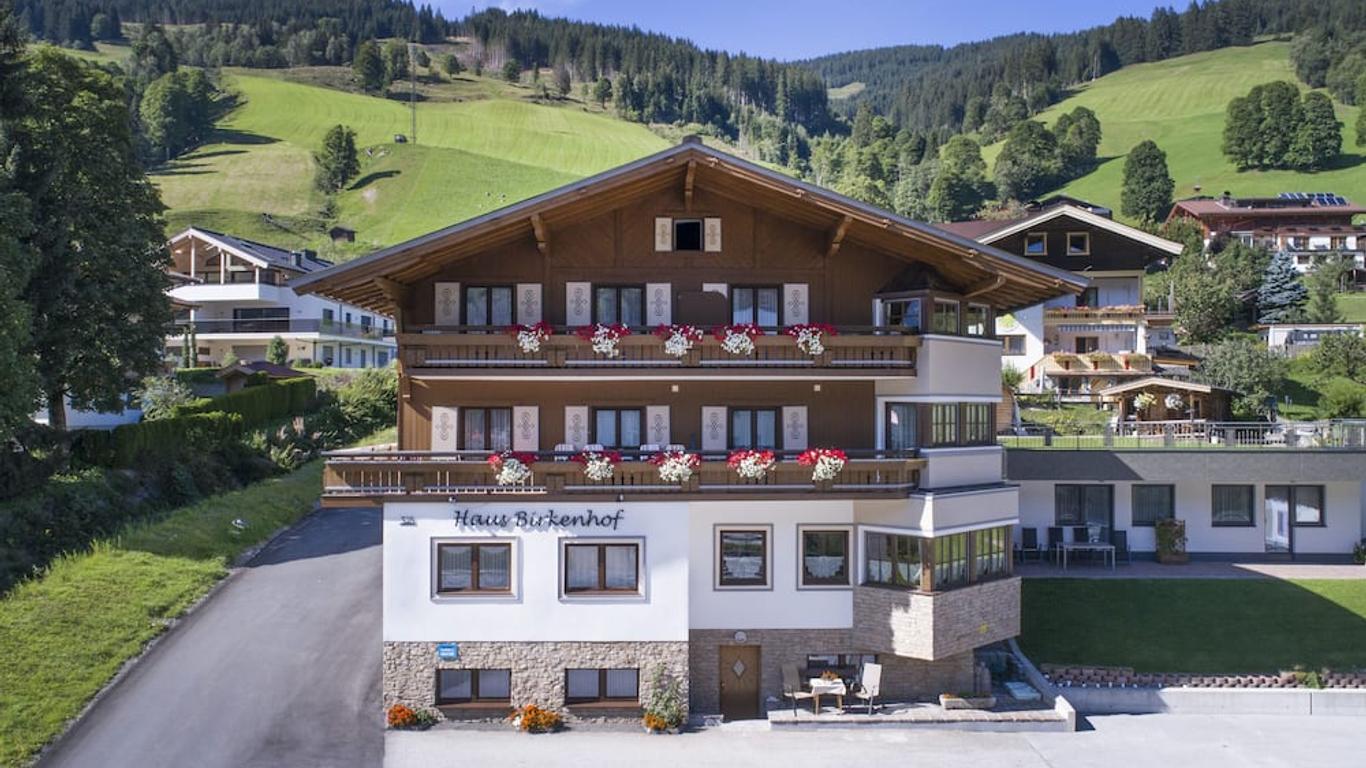 Thepoolhouse Boutique Lodge ab 135 €. Apartment in Saalbach - KAYAK